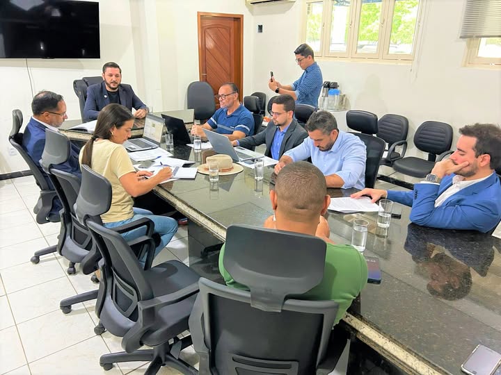 Vereadores realizam primeira reunião da CPI sobre serviços da empresa Águas de Ariquemes