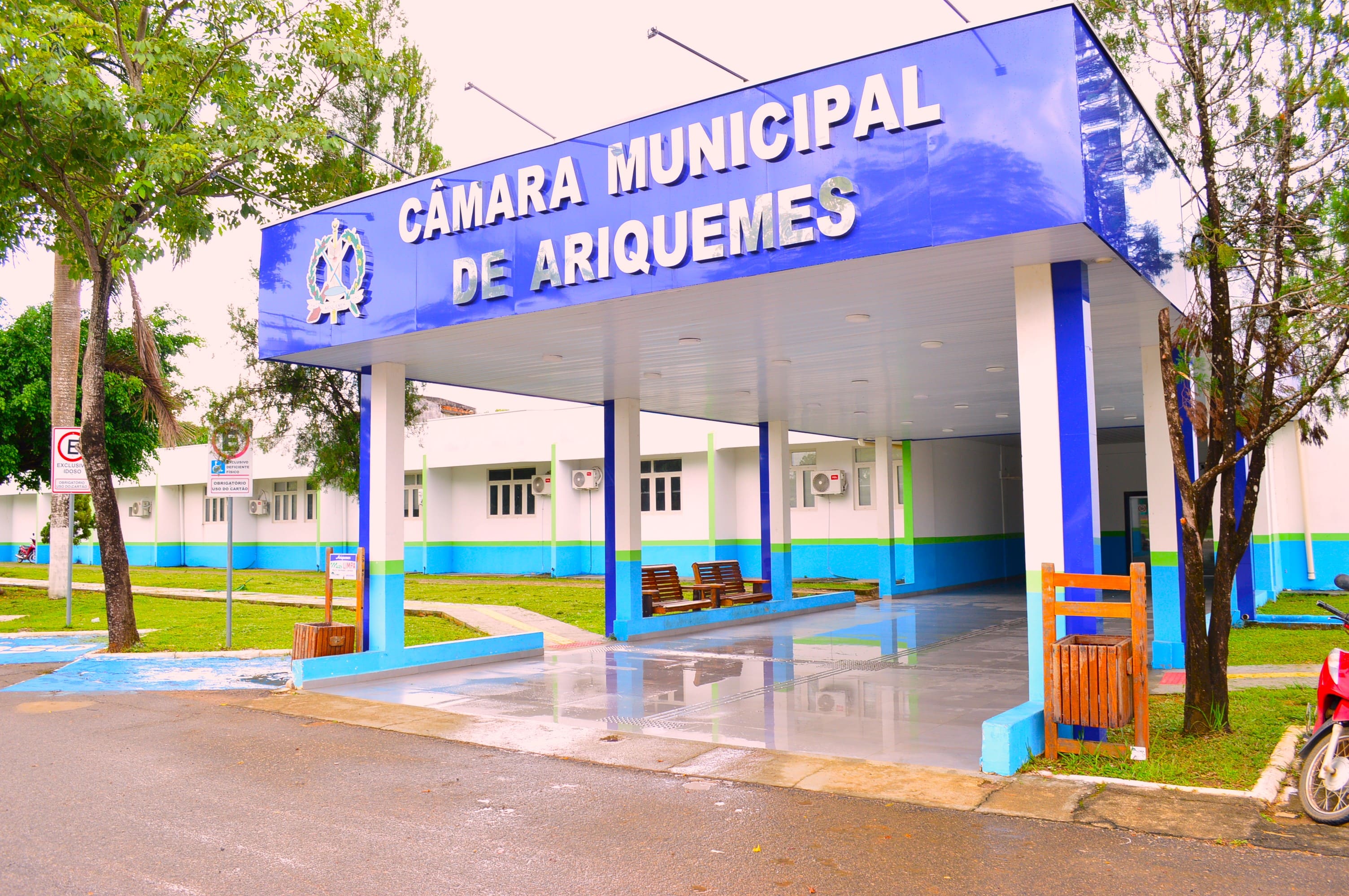 Prédio da sede da Câmara de Ariquemes
